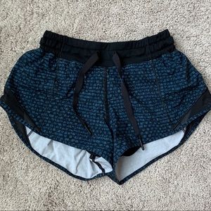 Lululemon size 2 Hotty Hot shorts
